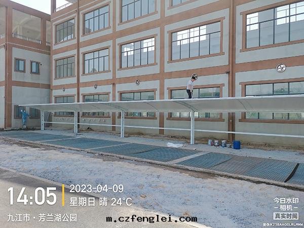 施工現(xiàn)场(chǎng)