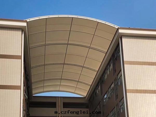 膜結構遮陽篷(péng)