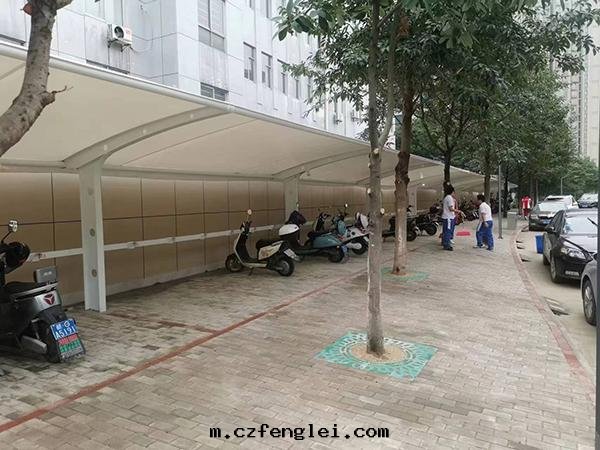 膜結構雨(yǔ)棚